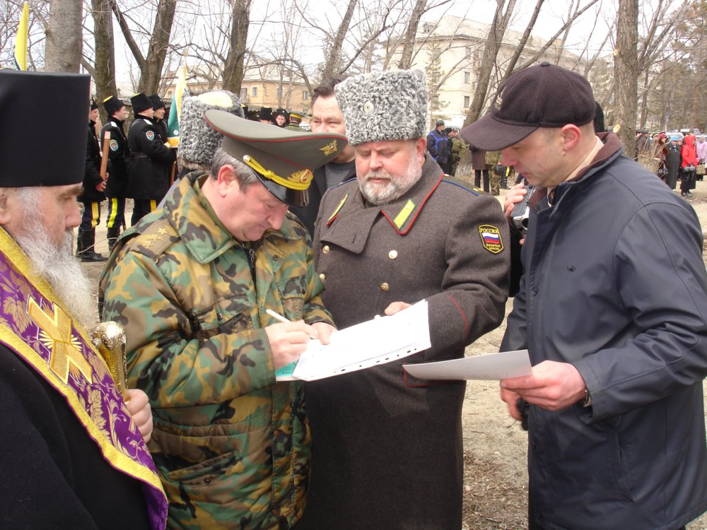 Генерал Трошев Г.Н. на церемонии освящения церкви в Камень-рыболове